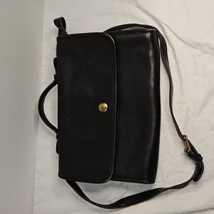 Vintage Coach Avenue Black Bag